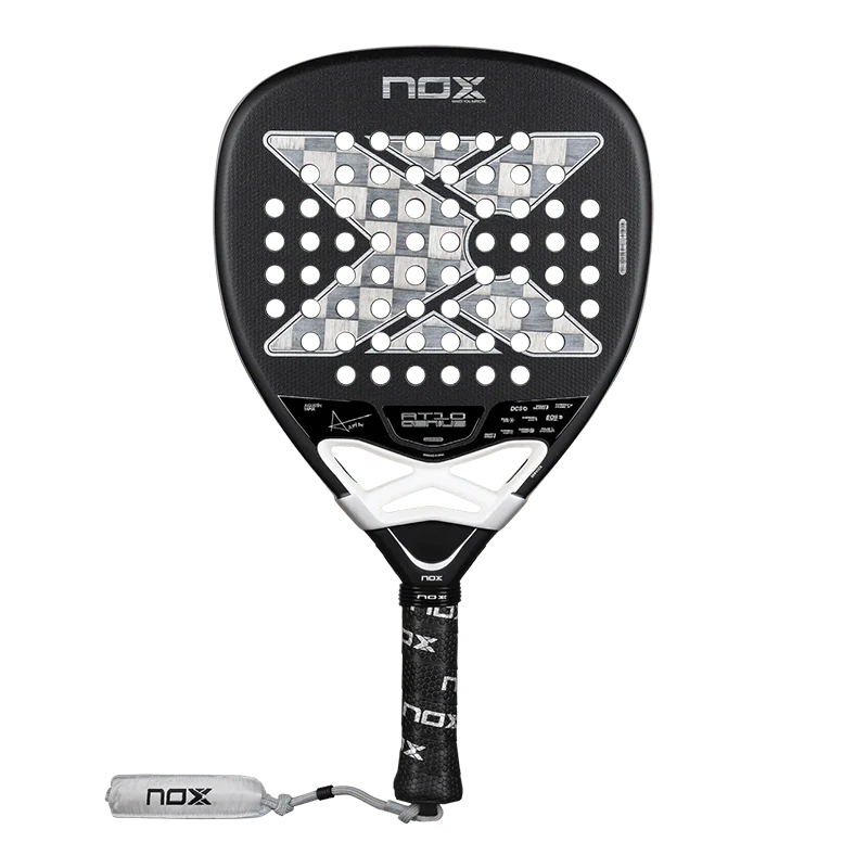 Pala NOX AT10 Genius Attack 18K by Agustin Tapia 2026