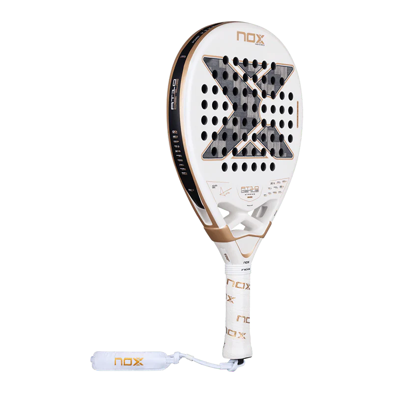 Pala NOX AT10 Genius 12K Xtrem - Agustin Tapia