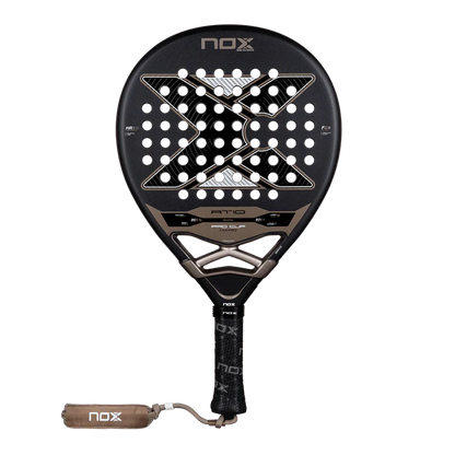 Pala NOX AT10 Pro Cup Hard by Agustin Tapia 2026